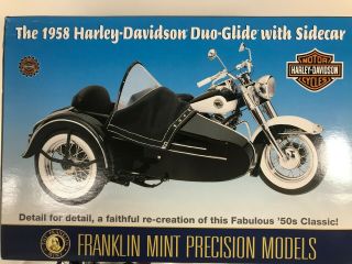 Franklin 1958 Harley Davidson Duo Glide With Slide Car 1:10 Scale