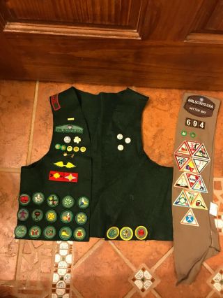 Girl Scout Vest W/ Sash And Pins Size Large