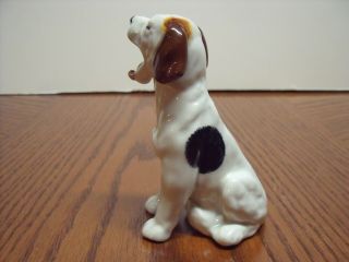 Royal Doulton Yawning /Barking Porcelain Dog H.  N.  1099,  Made in England 5