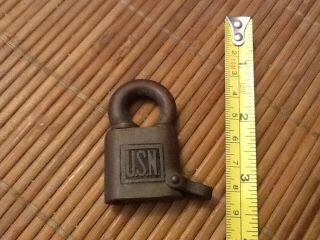 Neat Old Vintage " Usn " Padlock/lock " Us Navy " Brass Yale No Key