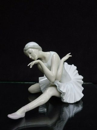 Lladro " Death Of A Swan " Ballerina Dancer Figurine 4855 Retired