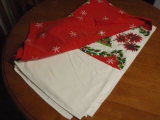Vintage Printed Cotton Table Cloth Christmas Large Red White Green Santa Snow