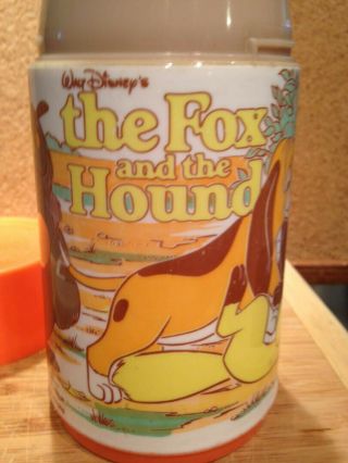 Close To 1981 Vintage The Fox and the Hound Thermos By Aladdin 2