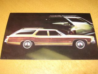 1972 Pontiac Grand Safari Station Wagon Factory Postcard