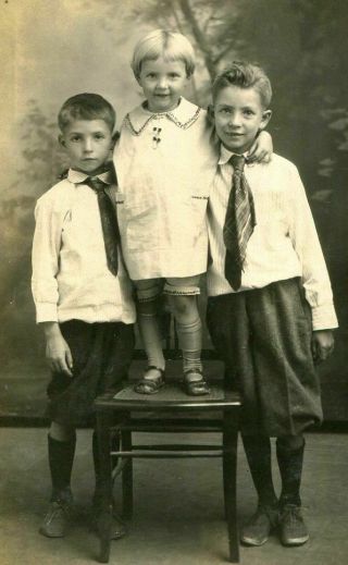 Rppc Three Darling Children Boys & Girl Chair Antique Real Photo Postcard C 1910