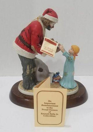 Emmett Kelly Jr.  Spirit of Christmas Figurine Limited Edition 105 of 3500.  9728 7