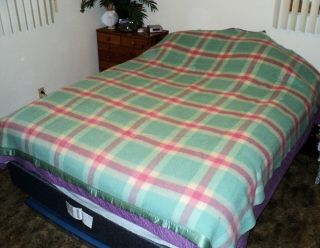 Vintage Woolcraft Wool Camp Blanket Bedspread Pink,  Teal & White Full 86 X 74