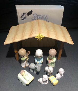 Precious Moments Nativity Play Set Figures Avon 2002 Complete Boxed
