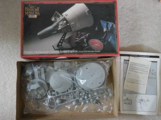 Revell History Makers Nasa/ Mcdonnell Gemini Space Capsule Model Kit 8618