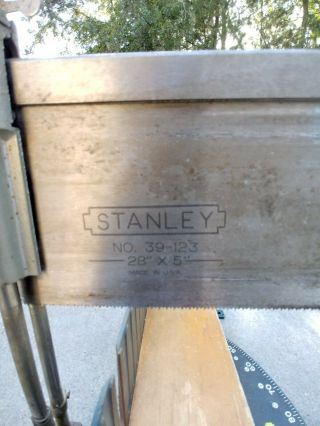 Vintage/Antique Stanley 358a Miter Box with Stanley 39 - 123 Back Saw 3
