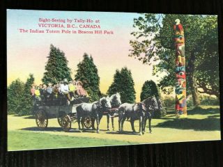 Pc22 Vintage Postcard Tally - Ho Victoria B.  C.  Canada Totem Poles