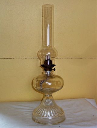 Antique Vintage Clear Glass Oil Kerosene Hurricane Lamp