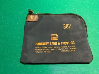 Vintage Parkway Bank & Trust Security Deposit Bag With Zipper - Lock & Key 382