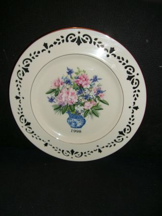 Lenox China 1998 Rhode Island Colonial Bouquet Collector Plate No Box