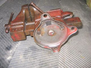 Vintage Columbian Vise 43 1/2 - 3 1/2 " Jaws - Complete With Chisel Like Dog