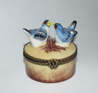 Limoges French Porcelain Chamart Figural Blue Love Birds On Nest Hinged Box