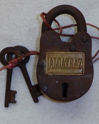 Alcatraz Lock,  Handcuffs And Guard Cell Key Tag & Whistle Set