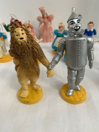 Wizard of Oz 1939 Loew ' s REN 1966 MGM 1987 1988 China Turner Persents Figures 4
