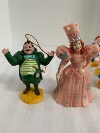 Wizard of Oz 1939 Loew ' s REN 1966 MGM 1987 1988 China Turner Persents Figures 7