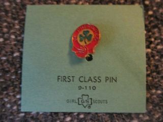 Vintage 1960s Girl Scout First Class Pin On Card - Great
