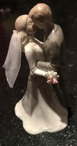 Roman 6” Blonde Bride & Groom Porcelain Wedding Cake Topper Figures 60522