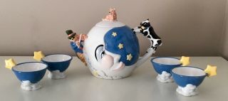 Dept 56 Storybook Village Hey Diddle Diddle Cat Cow Moon Tea Set Teapot Cups
