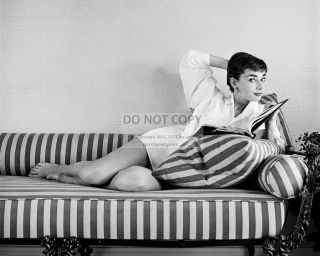 Audrey Hepburn Legendary Actress - 8x10 Publicity Photo (cc991)