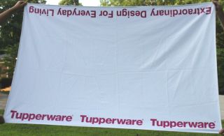 Tupperware Tablecloth White Pink Extraordinary Design For Everyday Living