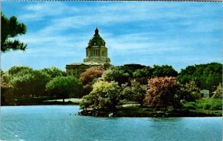 Postcard South Dakota State Capitol Building Pierre Sd Scenic View E - 16t