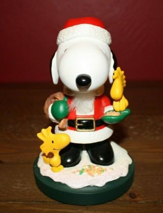 Hallmark Peanutcracker,  2001,  Snoopy As Santa Claus