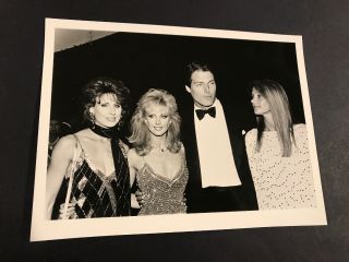 Christopher Reeve,  Morgan Fairchild & Gae Exton Vintage Press 6 X 8 Photo 1984