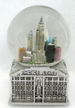 Empire State Building Snow Globe York City Landmarks Musical Esb Design 2008