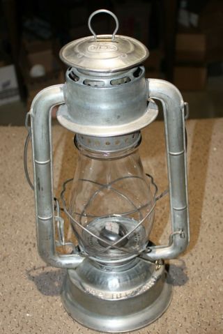 Vintage Lantern Dietz No 2 Blizzard Ny Usa For Its Age