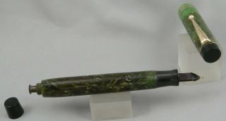 Parker Duofold Jr.  Jade Green & Gold Fountain Pen - c.  1932 - 14kt Gold Nib - USA 5