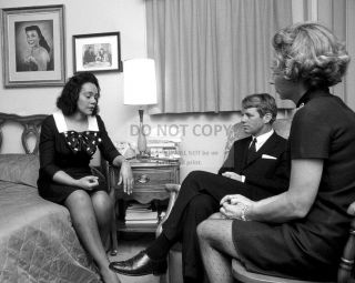 Robert & Ethel Kennedy W/ Coretta Scott King In April,  1968 - 8x10 Photo (az995)