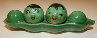 Vintage Arcadia Mini Anthropomorphic Peas In A Pod Salt And Pepper Shakers