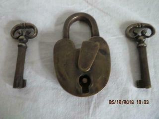 Vtg Antique Solid Brass Lever Padlock Lock and Two Keys 2