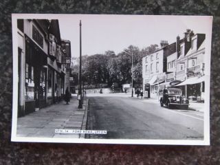Vintage Ford Road.  Upton Wirral/merseyside R/p/postcard 1969.  U.  K.