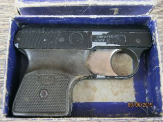 Vintage Mondial 1949.  6 Cal Starter Pistol Italy Brevettata