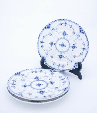 3 Unusual Plates 652 - Blue Fluted - Royal Copenhagen Half Lace - 1:st Quality 2