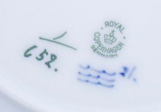 3 Unusual Plates 652 - Blue Fluted - Royal Copenhagen Half Lace - 1:st Quality 3