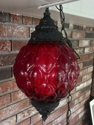 Vintage Mid Century MCM Mod Red Glass Globe Hanging Swag Lamp Light w/ Diffuser 2