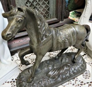 Vintage Cast Pot Metal Horse Figurine Statue Green Felt Bottom