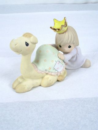 Precious Moments Porcelain Figurine The Royal Budge Is Good For The Soul 878987