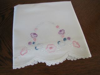 Vintage Single Pillowcase Embroidered & Crocheted Wreath French Knotted Flowers