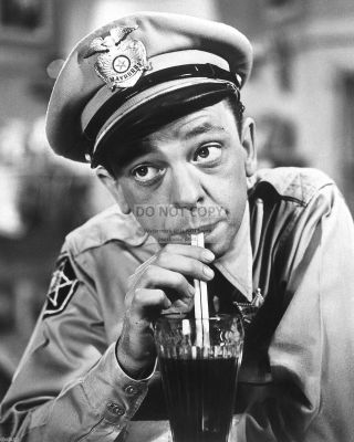 Don Knotts In " The Andy Griffith Show " - 8x10 Publicity Photo (nn - 000)