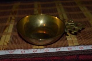 Round Solid Brass Bowl W/ Decorative Handle 6 1/2 " X1 1/4