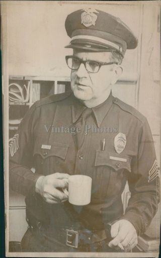 1968 Lawrence Morahan Sergeant Officer Year Gunman Robbery Police Photo 4x8