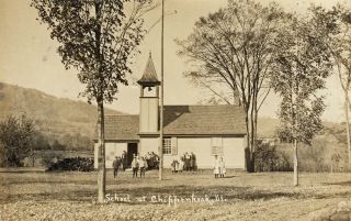 Chippenhook (clarendon),  Vt Rppc School House And School Children 1909