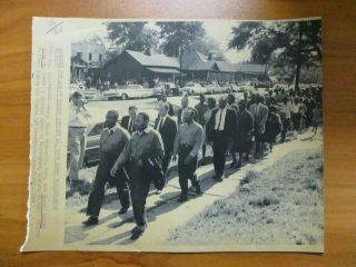 Vintage Wire Press Photo - Mlk Jr.  Leads Protest Birmingham Al Civil Rights 1963